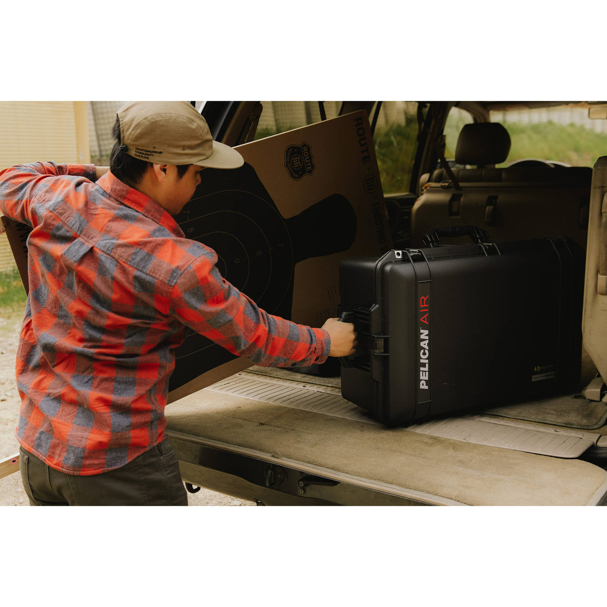 Estuche Rígido Pelican 1595AirWF con ruedas (Amarillo, 56.6L) - contenido de la caja