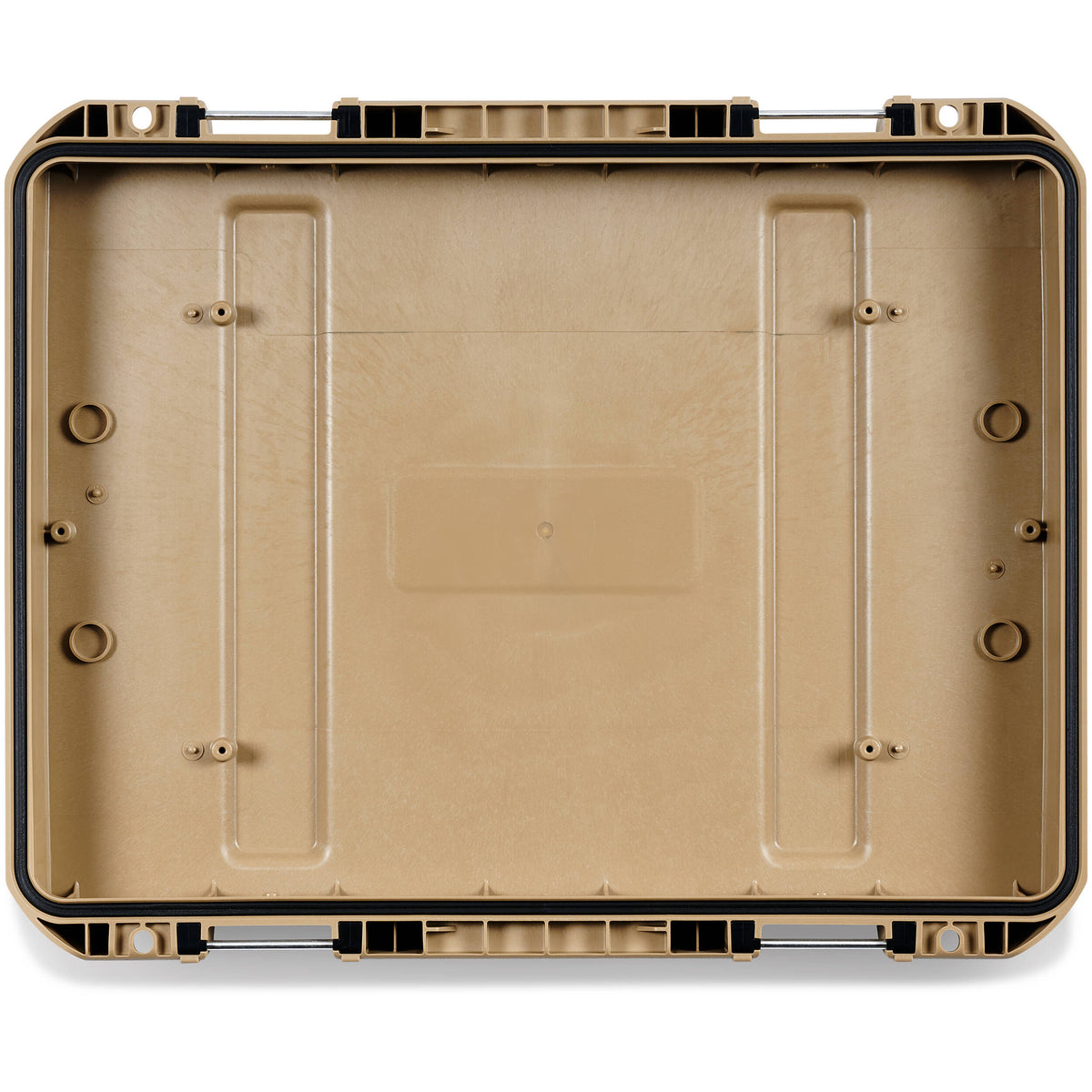 Estuche Rígido Pelican CR45 CRATE (Beige, 45L) - en uso
