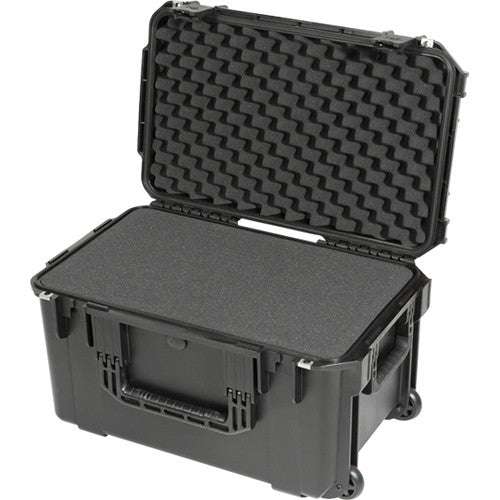Estuche Rígido SKB 3i-Series 2213-12 Waterproof con espuma cortada en cubos utilitario con Wheels - detalle