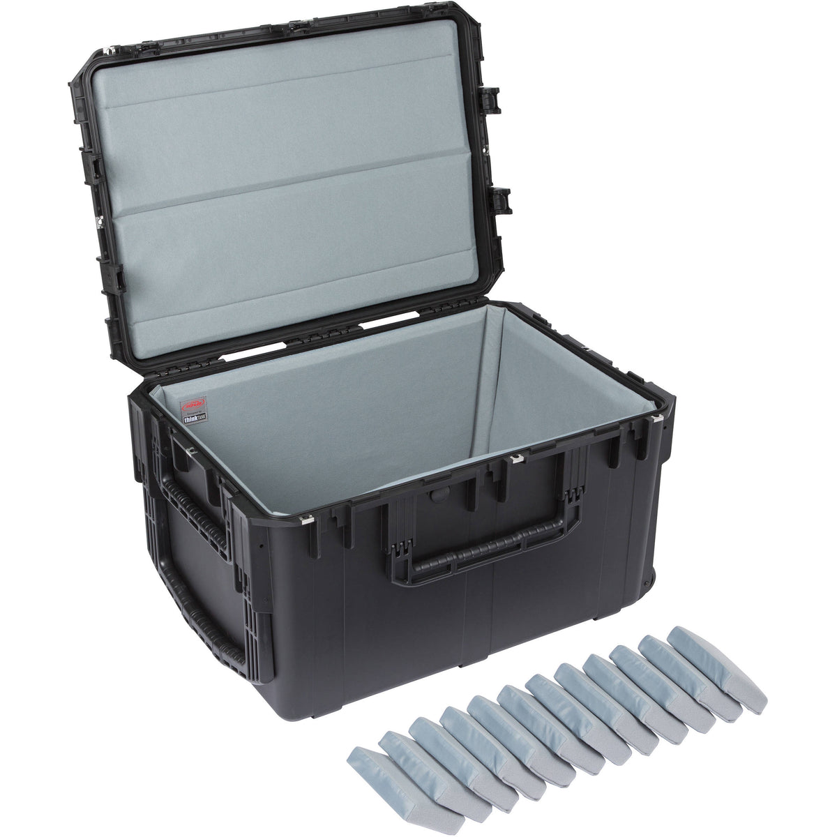 Estuche Rígido SKB iSeries 3021-18 estanco con Think Tank Designed forro - puertos y conexiones