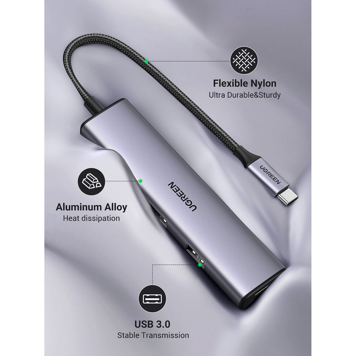 Hub USB UGREEN 4 en 1 USB-C a 4 Puertos USB-A - en uso