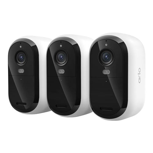Arlo Essential v3 Security Camera - White (Three Pack) — vista 1