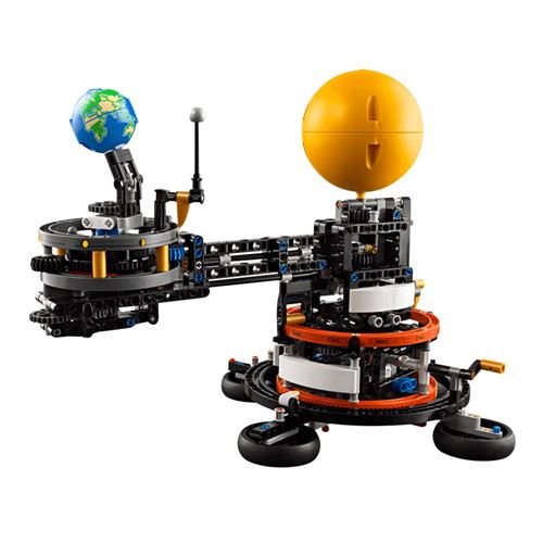 Lego Planet Earth and Moon in Orbit #42179 (526 Pieces)
 Technic Playset;  For Ages 10+ — vista 2