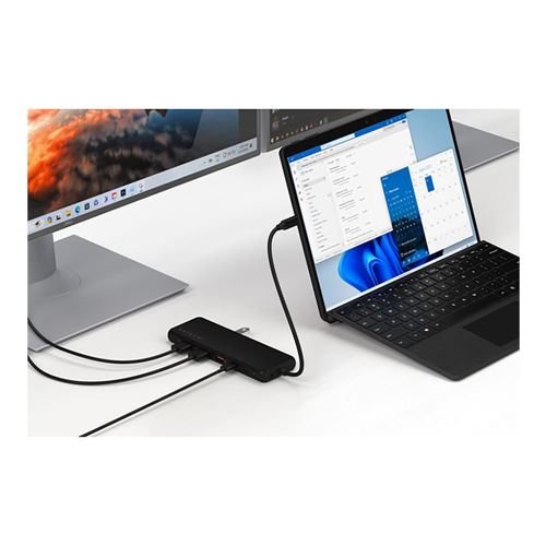 Satechi 13-in-1 USB-C Triple Display Multiport Adapter — vista 3