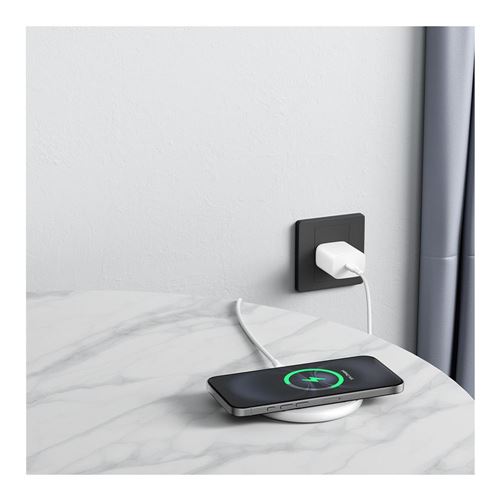 Belkin Wireless Charging Pad 15W - White — vista 4