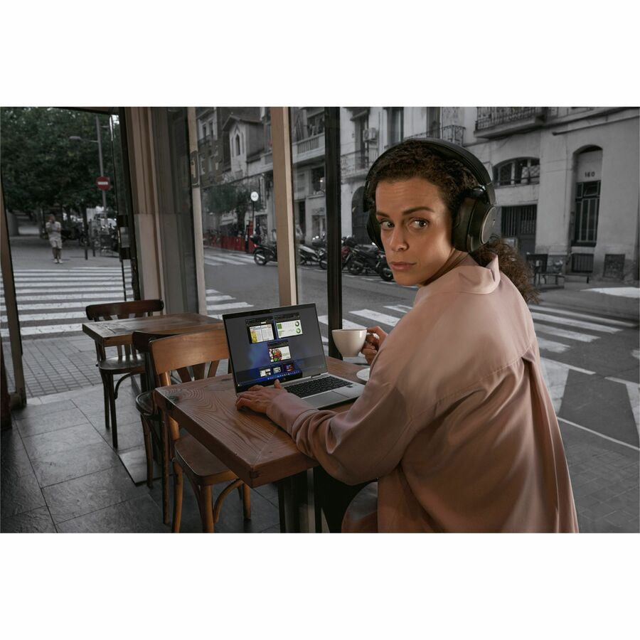Laptop HP EliteBook, AMD AMD Ryzen AI 5 340 6 Núcleos, 32GB DDR5, 512 GB SSD -, Radeon 780M - vista 4