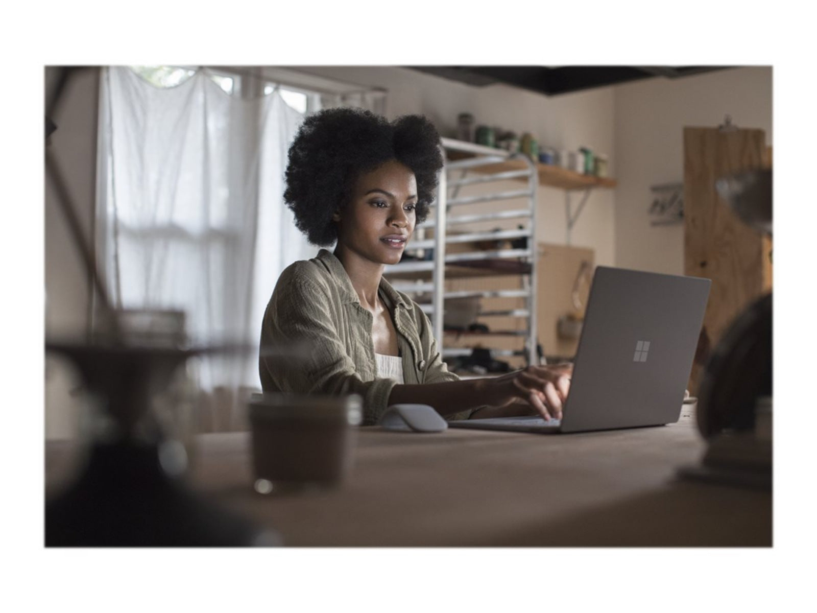 Laptop Microsoft Surface Laptop, Qualcomm Snapdragon X Elite X1E-80-100 12 Núcleos, 16GB DDR5, 512GB SSD -, Qu - vista 7