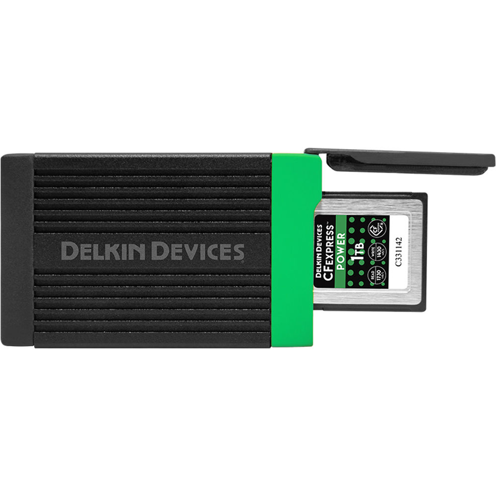 Lector de Tarjetas Delkin Devices USB 3.2 CFexpress - vista lateral