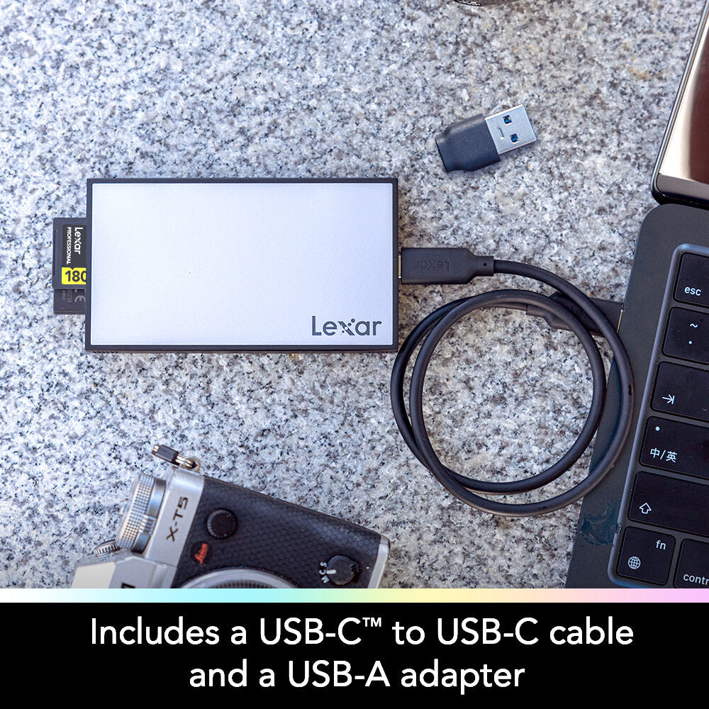Lector de Tarjetas Lexar Professional Workflow Dual-ranuras UHS-II SD - en uso