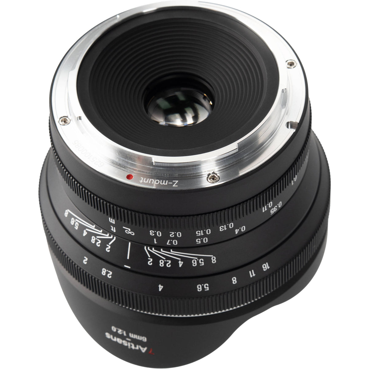 Lente 7Artisans 6mm f/2 Fisheye - vista frontal