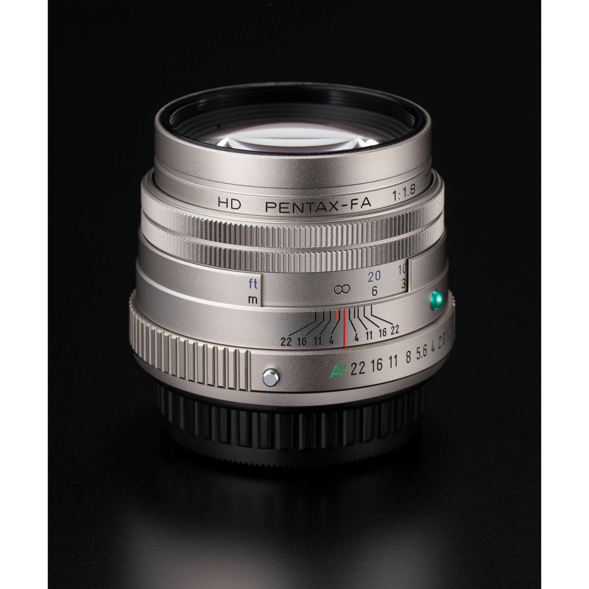 Lente Pentax HD Pentax-FA 77mm f/1.8 Limited (Plateado) - vista lateral