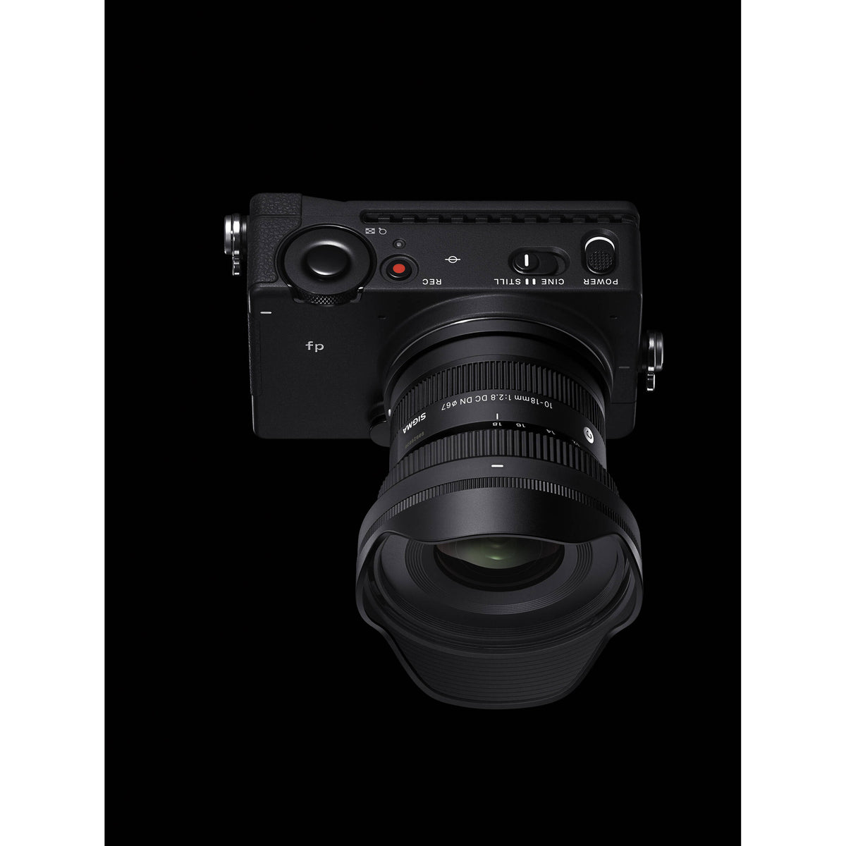 Lente Sigma 10-18mm f/2.8 DC DN Contemporary - vista frontal
