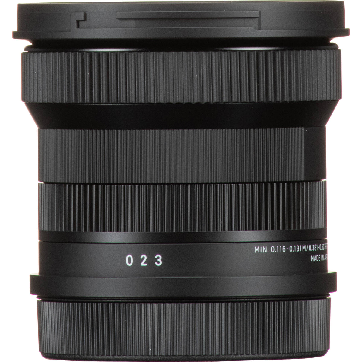 Lente Sigma 10-18mm f/2.8 DC DN Contemporary - detalle