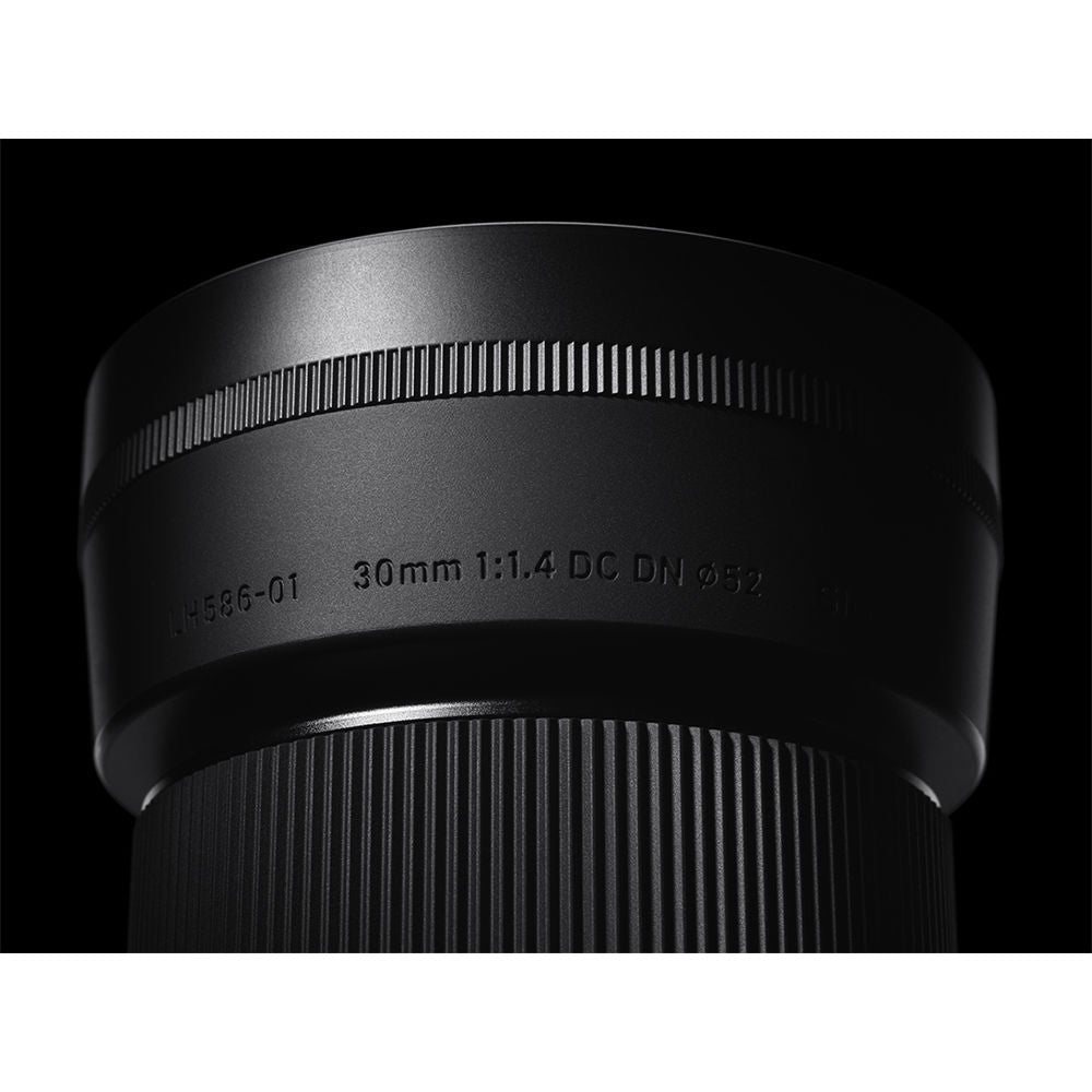 Lente Sigma 30mm f/1.4 DC DN Contemporary - contenido de la caja