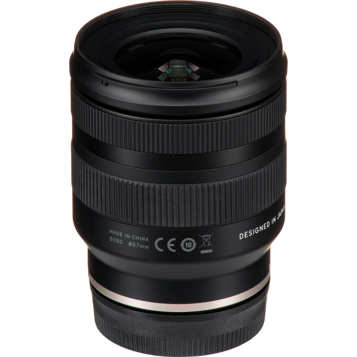 Lente Tamron 11-20mm f/2.8 Di III-A RXD - vista lateral