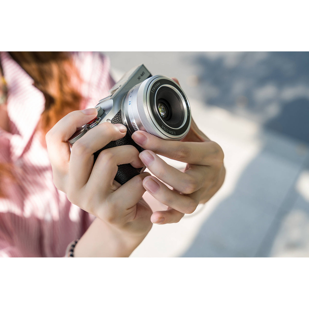 Lente TTArtisan 27mm f/2.8 (Plateado) - vista trasera
