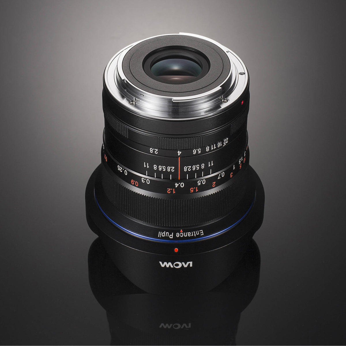 Lente Venus Optics Laowa 12mm f/2.8 Zero-D (Negro) - contenido de la caja