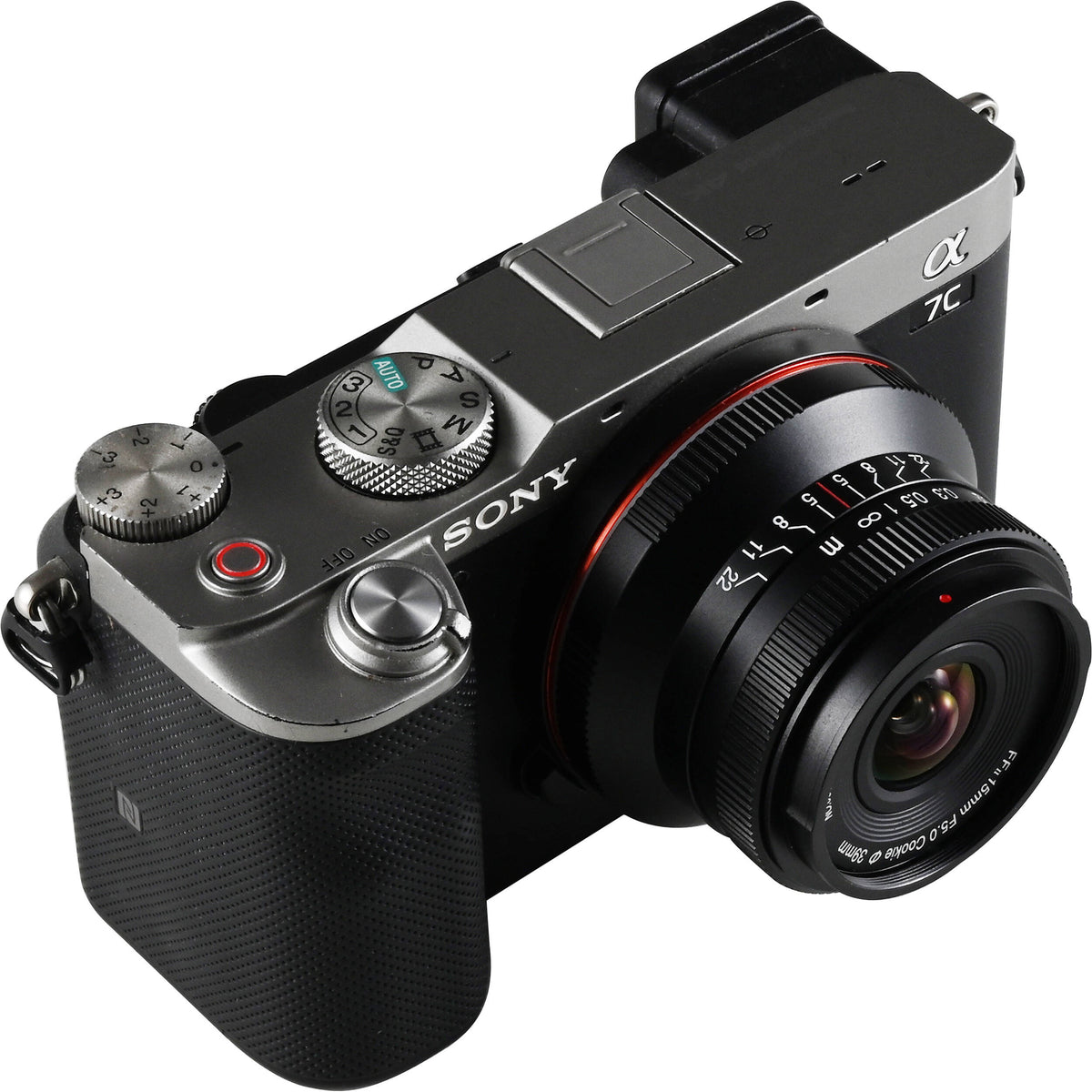 Lente Venus Optics Laowa 15mm f/5 Cookie (Negro, Auto-Aperture) - contenido de la caja