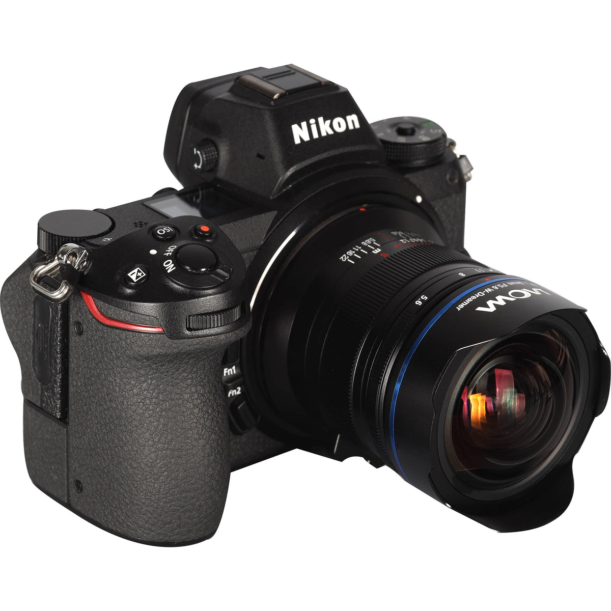 Lente Venus Optics Laowa 9mm f/5.6 FF RL - contenido de la caja