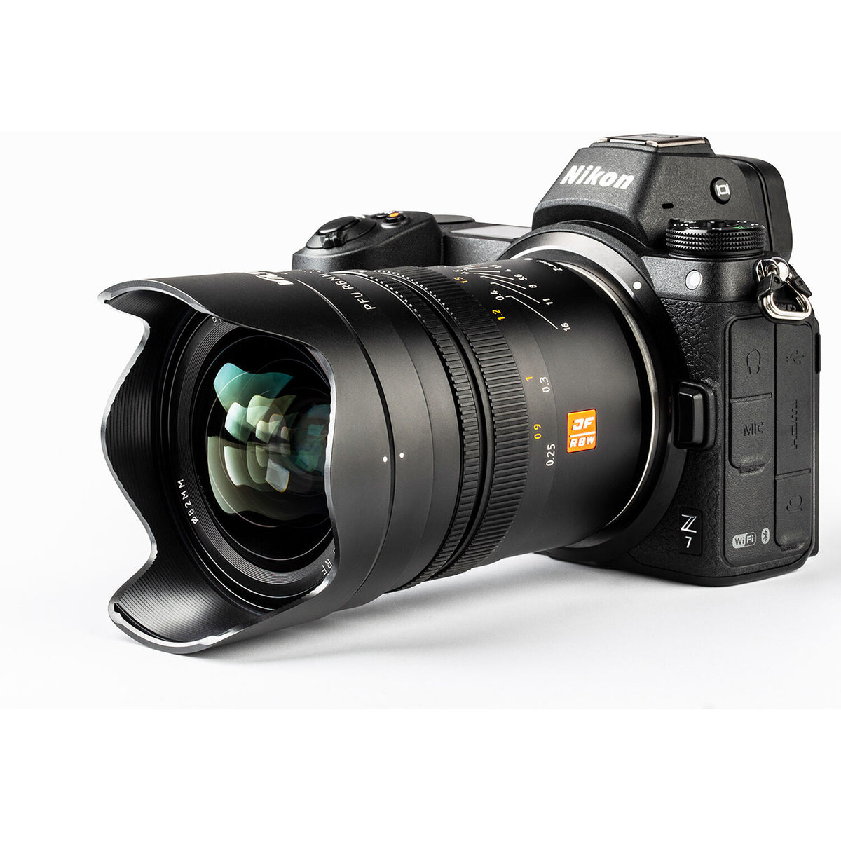 Lente Viltrox PFU RBMH 20mm f/1.8 ASPH Lens for Nikon Z - detalle