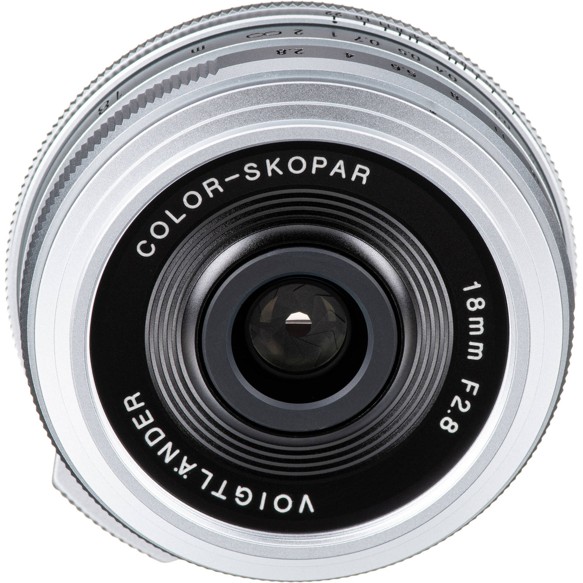 Lente Voigtlander 18mm f/2.8 Color-Skopar (Plateado) - vista lateral