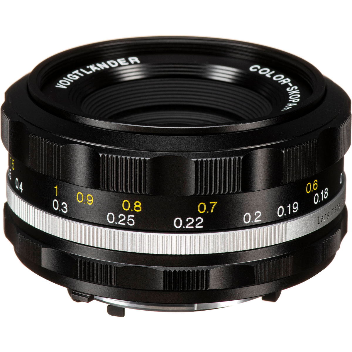 Lente Voigtlander 28mm f/2.8 Color-Skopar SLIIs para Nikon (Negro Rim) - vista frontal