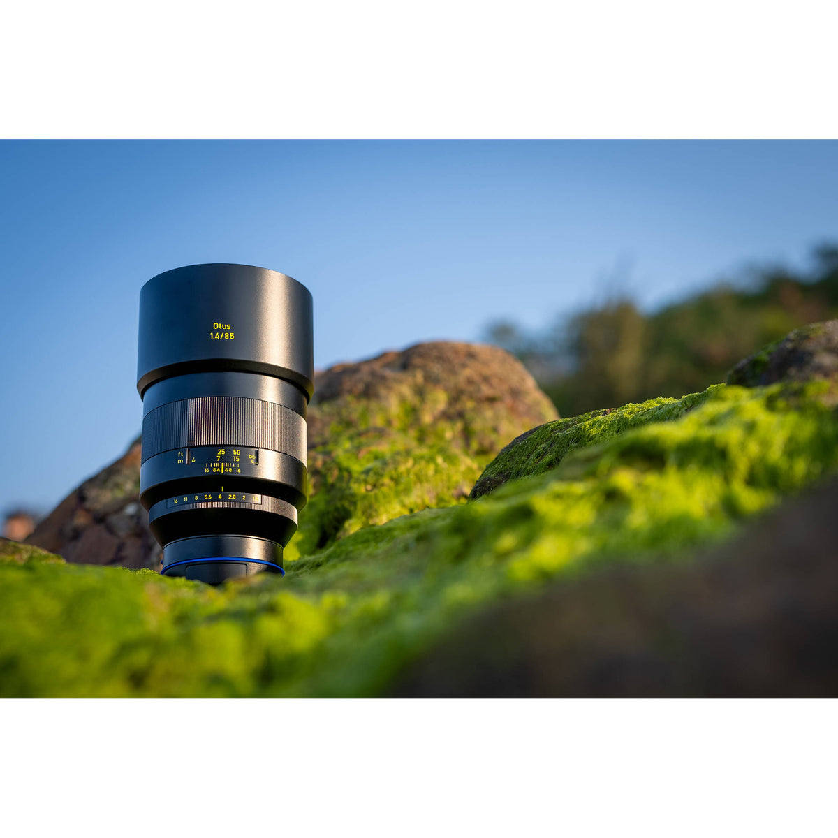 Lente Zeiss Otus ML 85mm f/1.4 - contenido de la caja
