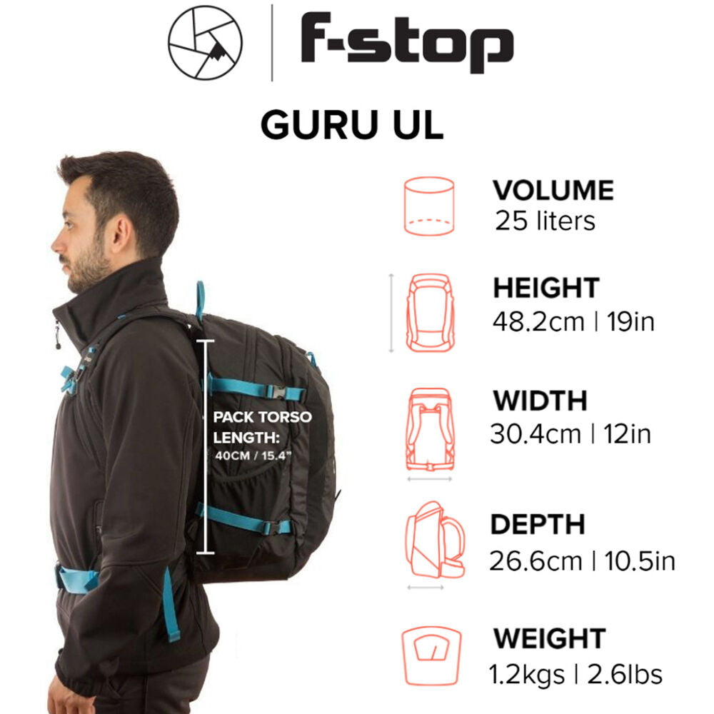 Mochila f-stop Guru UL (Negro/Azul, 25L) - en uso