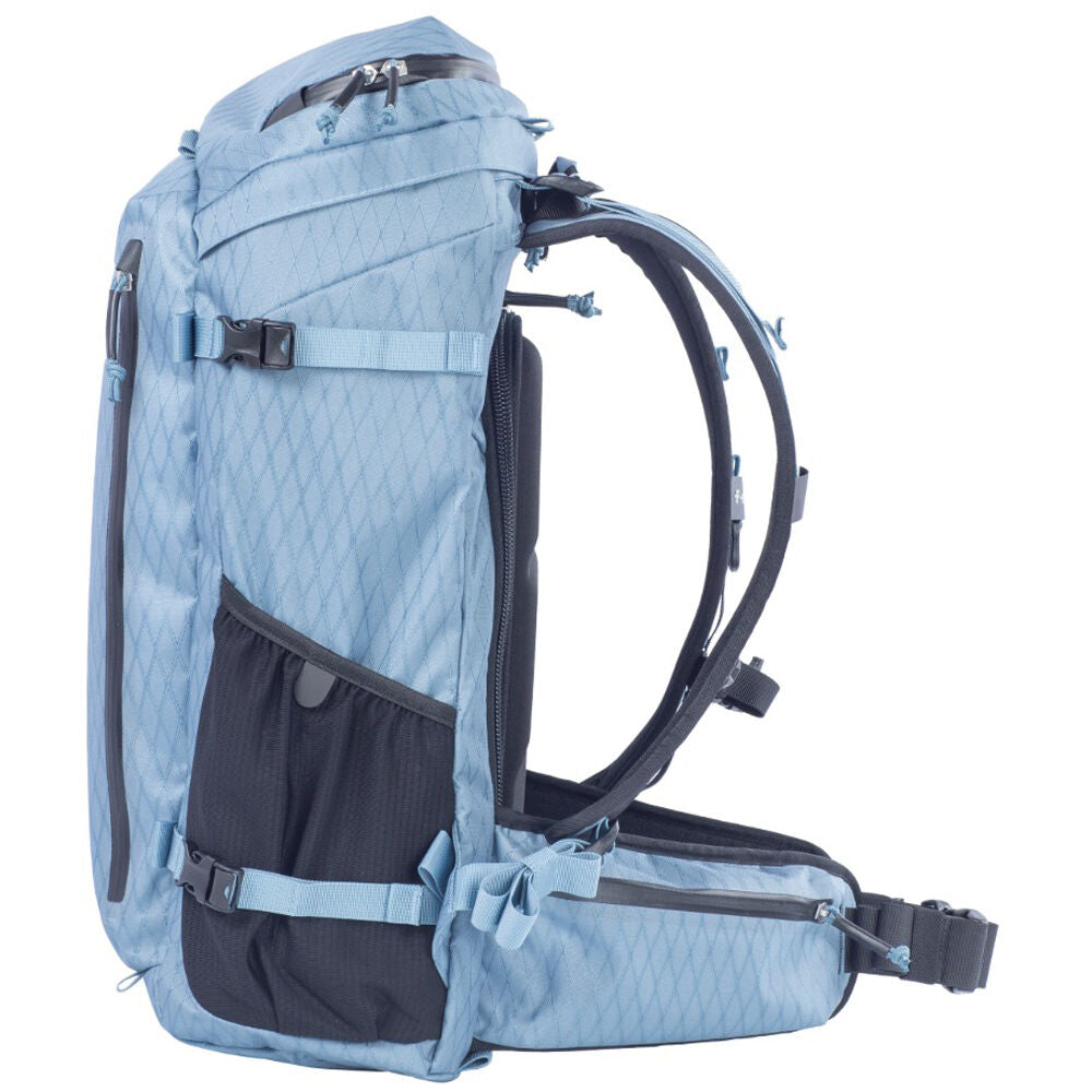 Mochila f-stop Kashmir 2 Air - puertos y conexiones
