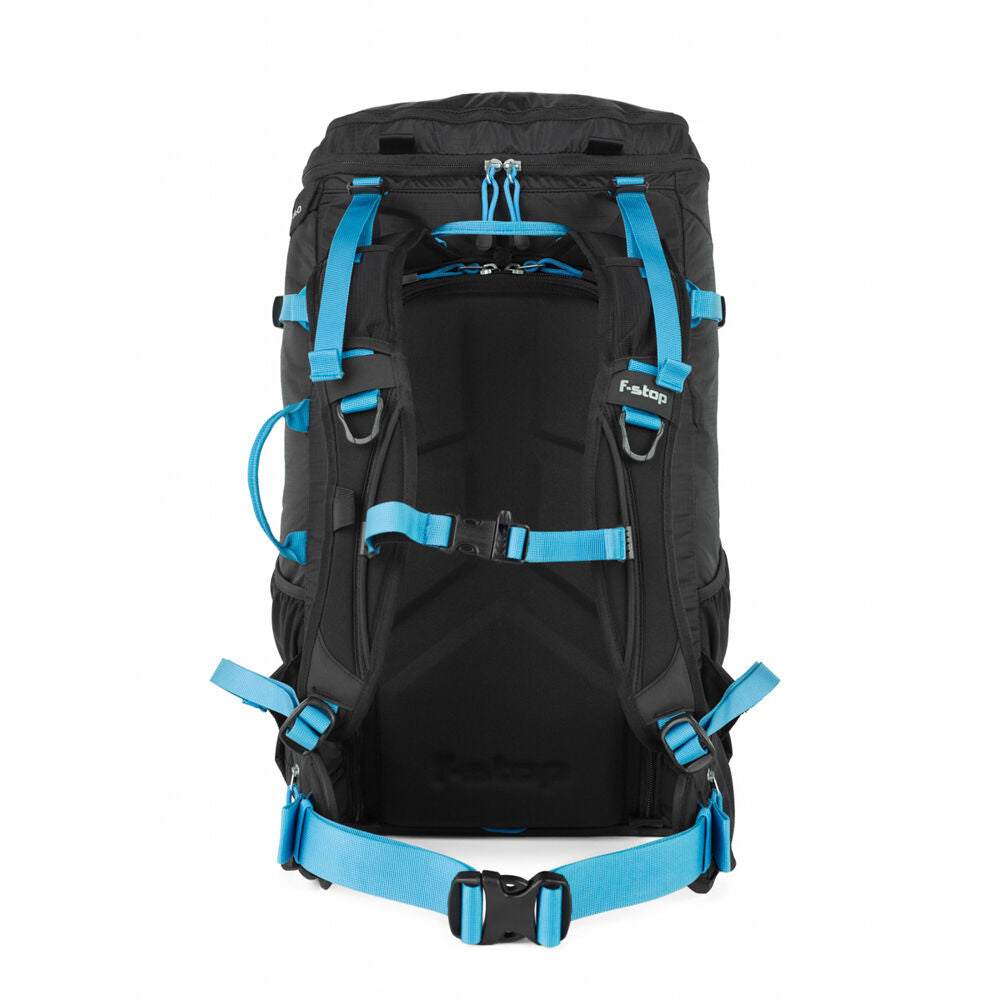 Mochila f-stop Kashmir UL 30L Essentials Bundle (Negro/Azul) - vista trasera
