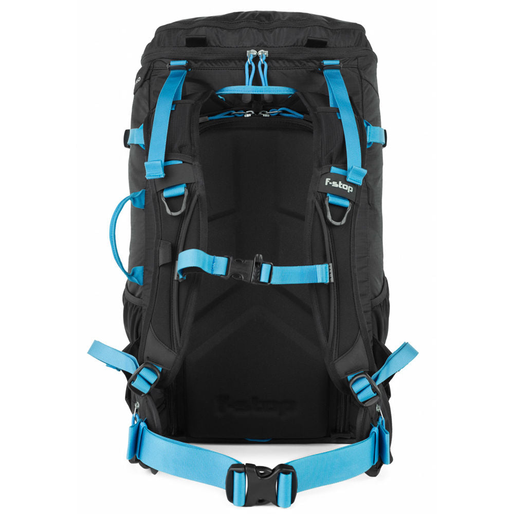 Mochila f-stop Kashmir UL (Negro/Azul, 30L) - vista frontal
