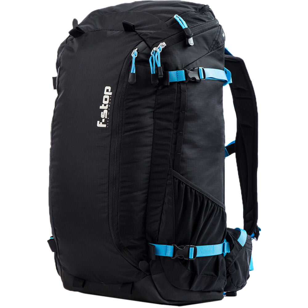 Mochila f-stop Loka UL (Negro/Azul, 37L) - vista frontal