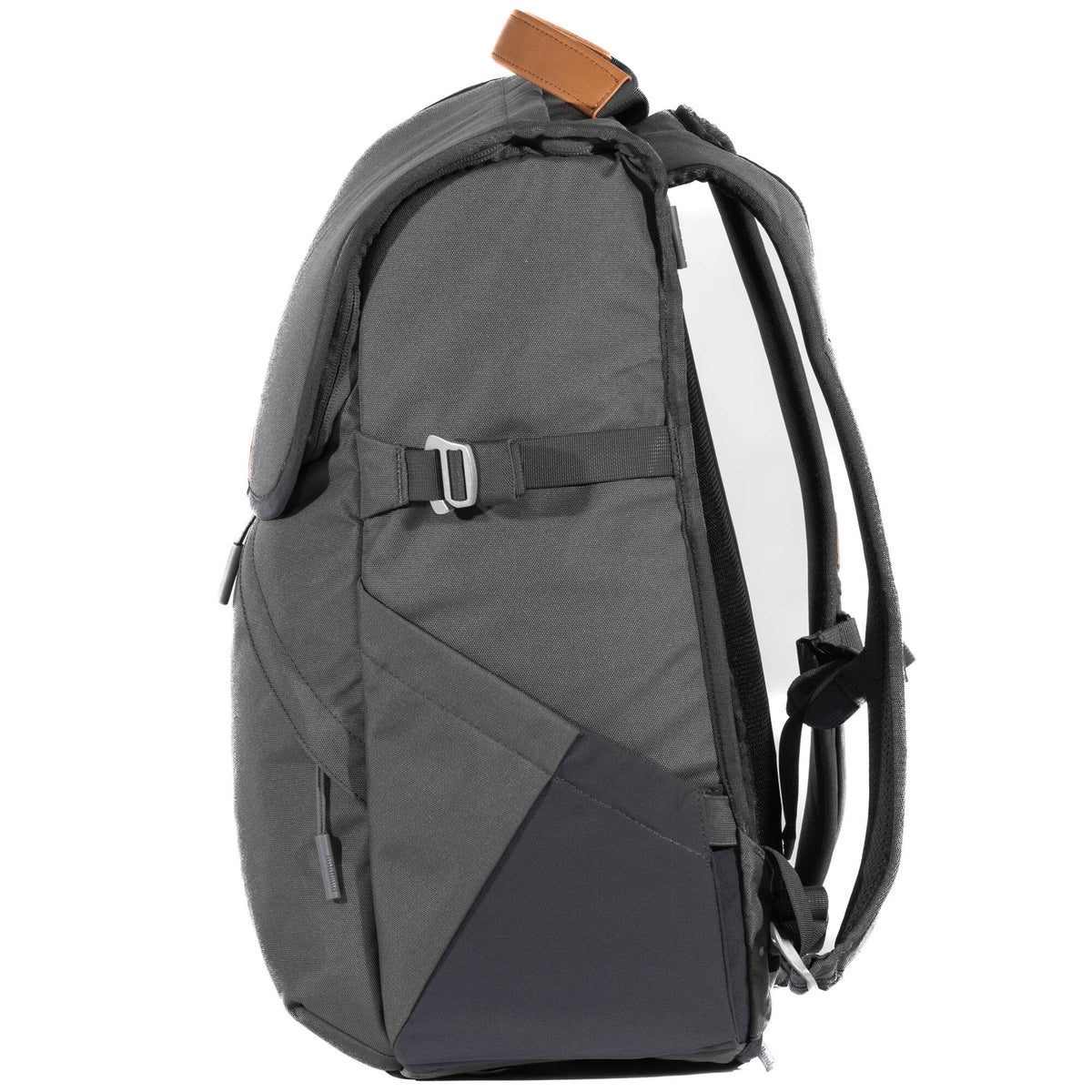 Mochila Holdland Original (Graphite, 28L) - puertos y conexiones