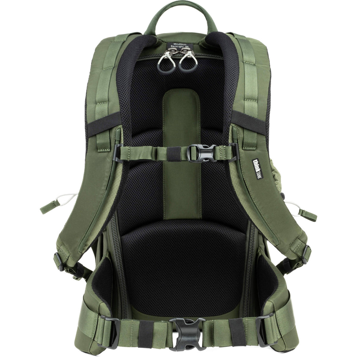 Mochila MindShift Gear Backlight (Montane Verde, 18L) - en uso