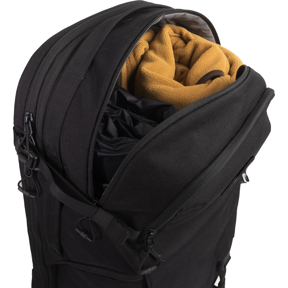 Mochila Moment DayChaser Pack (Negro) - detalle