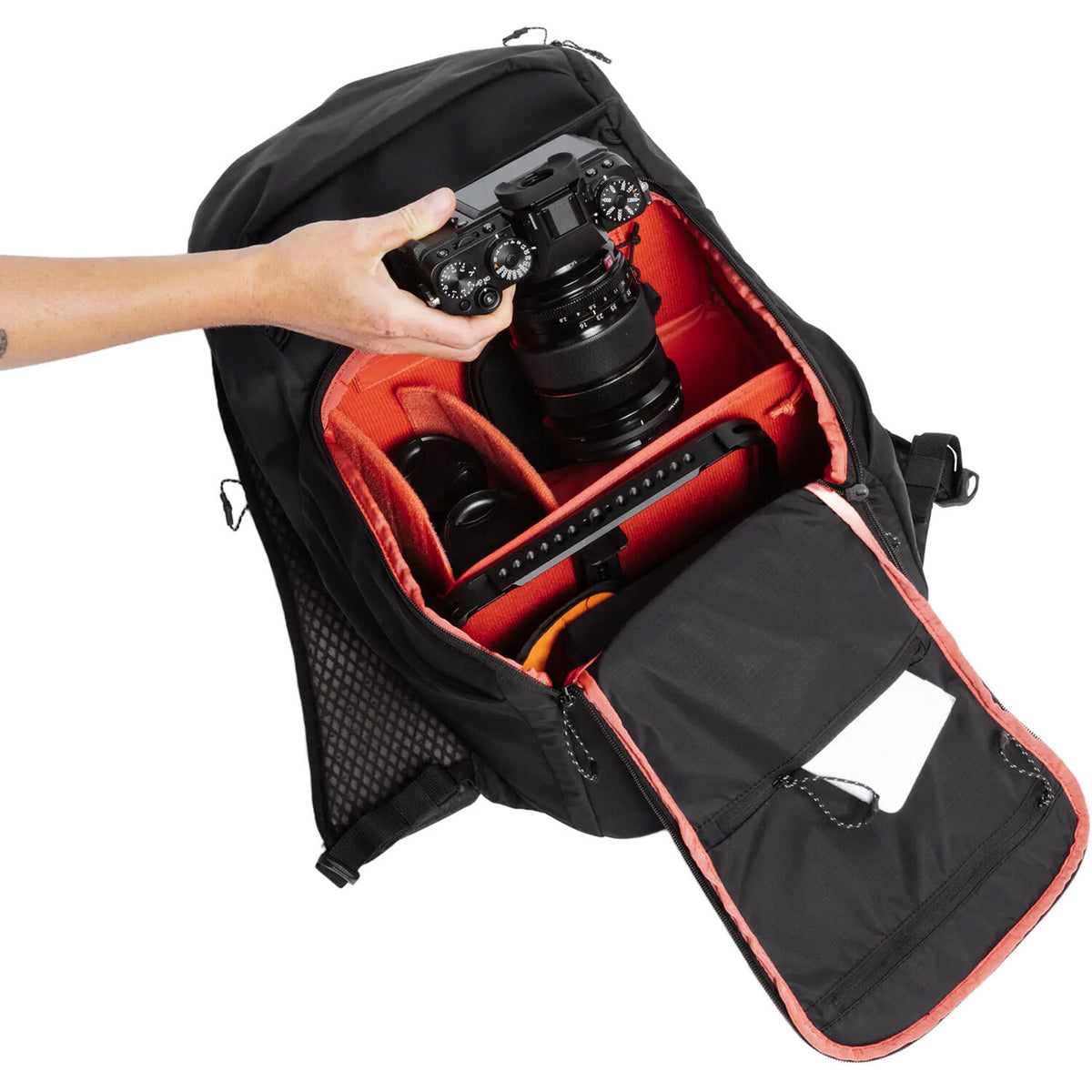 Mochila Moment Sequence (Negro, 23L) - vista frontal