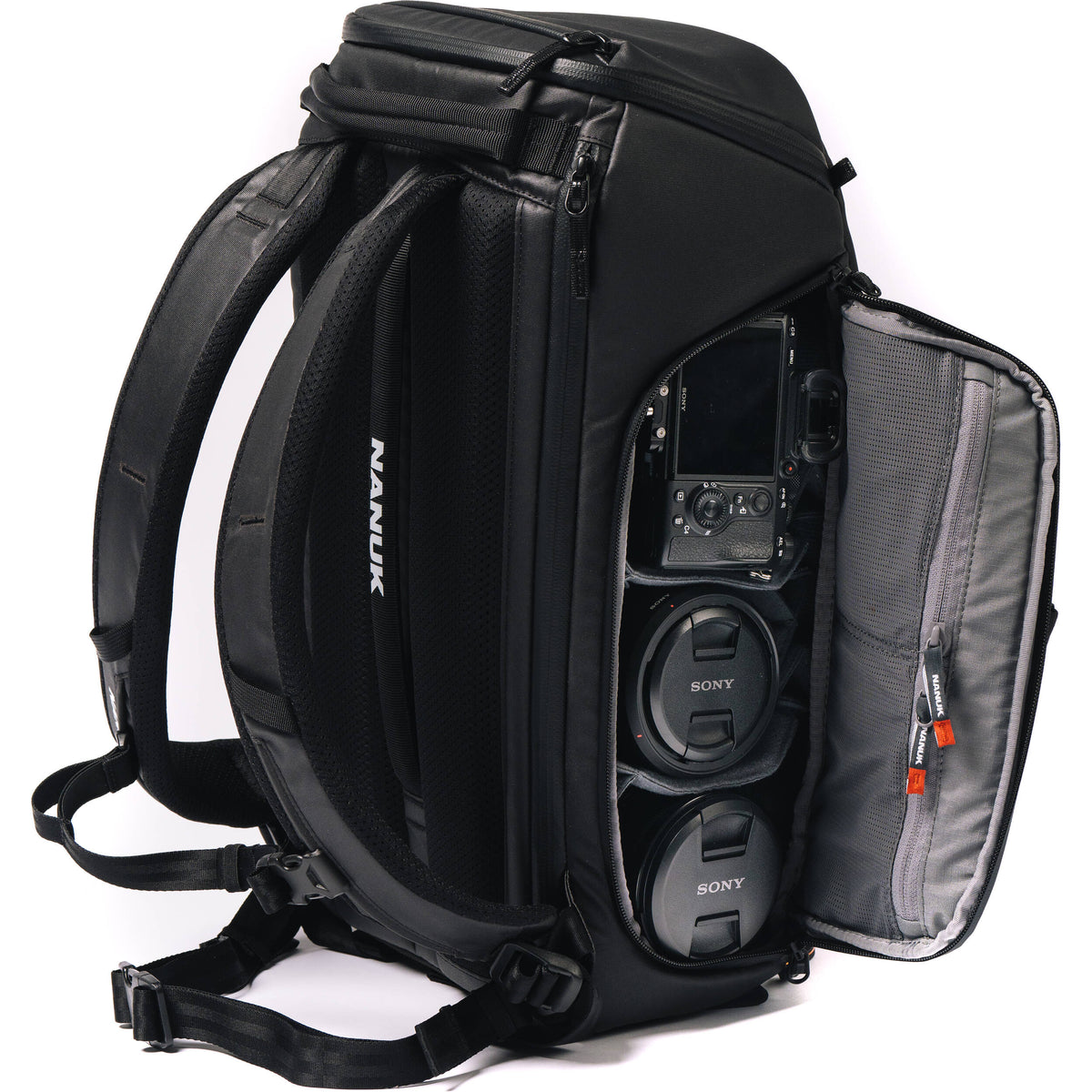 Mochila Nanuk N-PVD para Photo, Video, Drone, y Laptop (Negro, 18L) - vista trasera