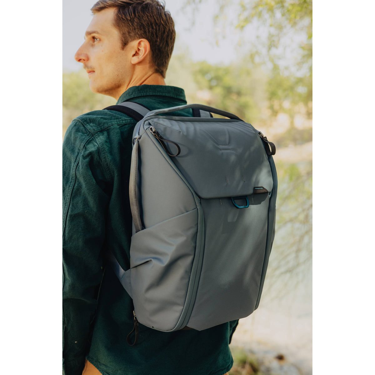 Mochila Peak Design Everyday (Ocean, 20L) - contenido de la caja