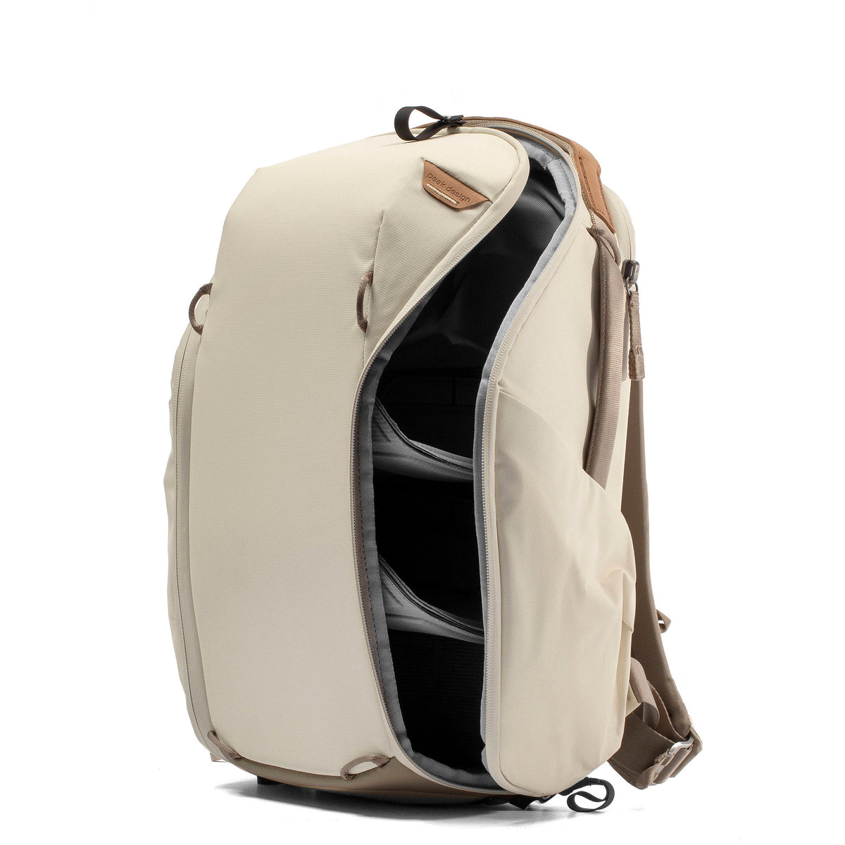Mochila Peak Design Everyday Zip (Bone Beige, 15L) - vista trasera