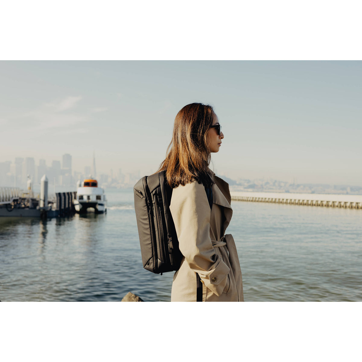 Mochila Peak Design Travel (Negro, 20L) - contenido de la caja