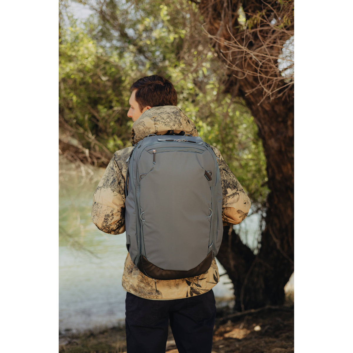 Mochila Peak Design Travel (Ocean, 45L) - detalle