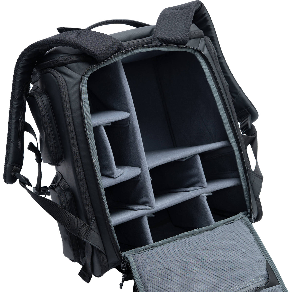 Mochila Sakk Gear Pack Cube para 16" Laptop - vista frontal