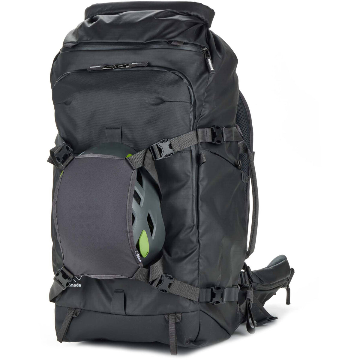 Mochila Shimoda Designs Action X70 HD Starter Kit (Negro) - en uso