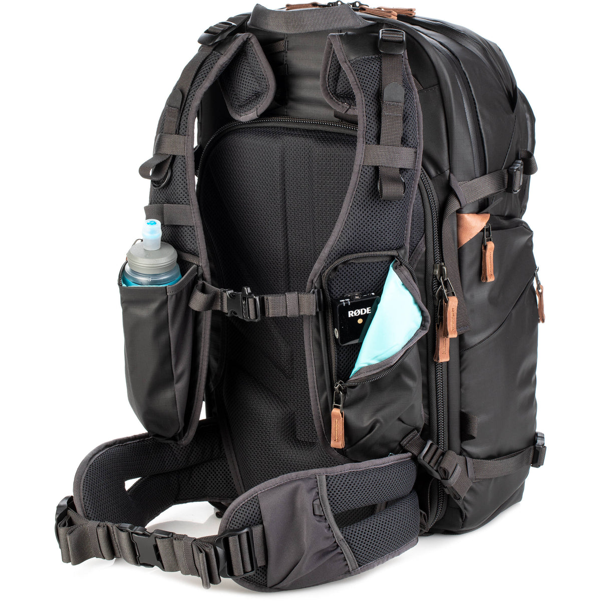 Mochila Shimoda Designs Explore v2 30 Photo (Negro) - vista trasera