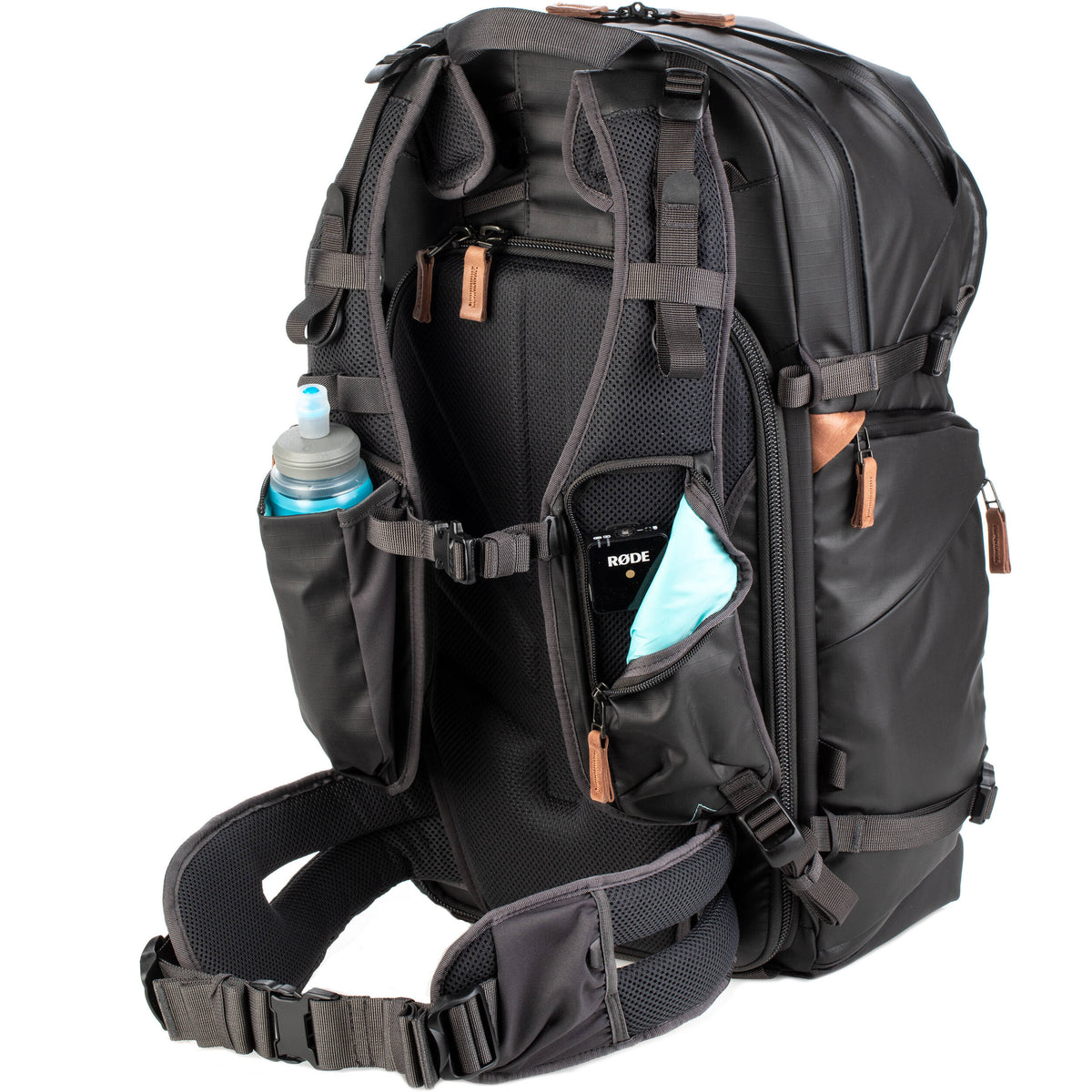 Mochila Shimoda Designs Explore v2 35 Photo (Negro) - vista trasera