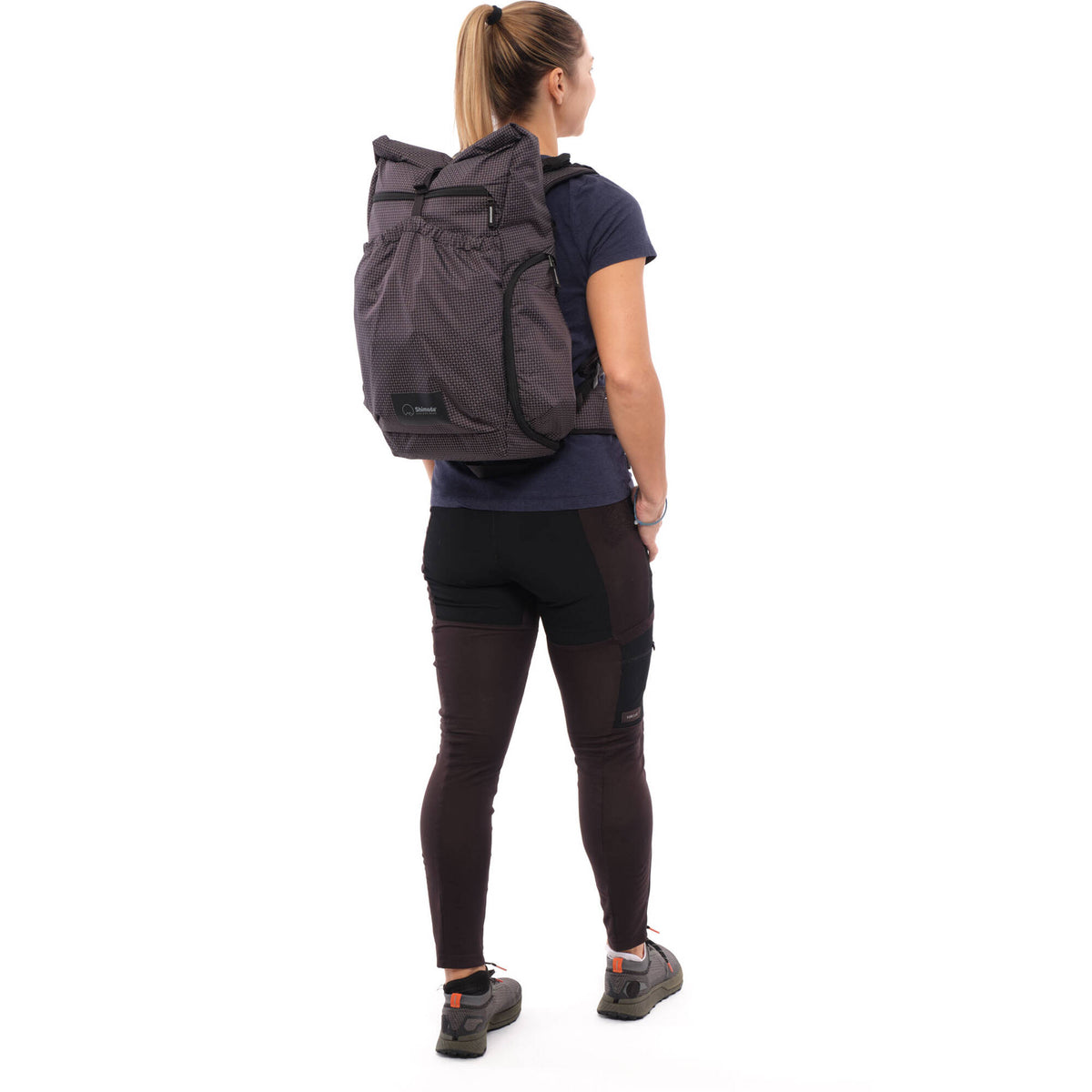Mochila Shimoda Designs Side Lite 22 Women's Starter Kit (Negro/Blanco) - detalle