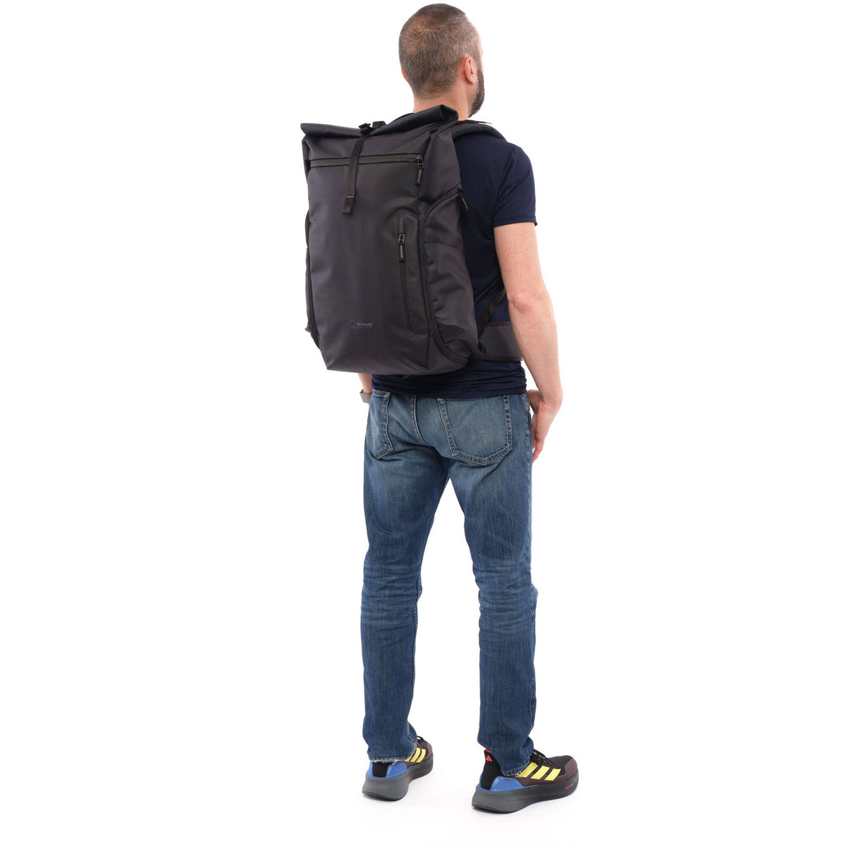 Mochila Shimoda Designs Side Street 28 Starter Kit (Anthracite) - puertos y conexiones