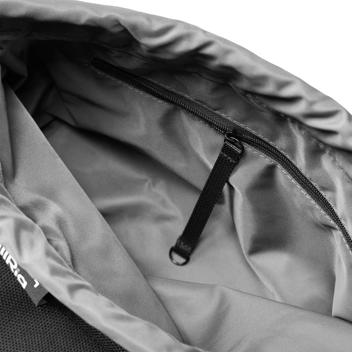 Mochila SmallRig Lightweight con cordón (Negro) - vista trasera