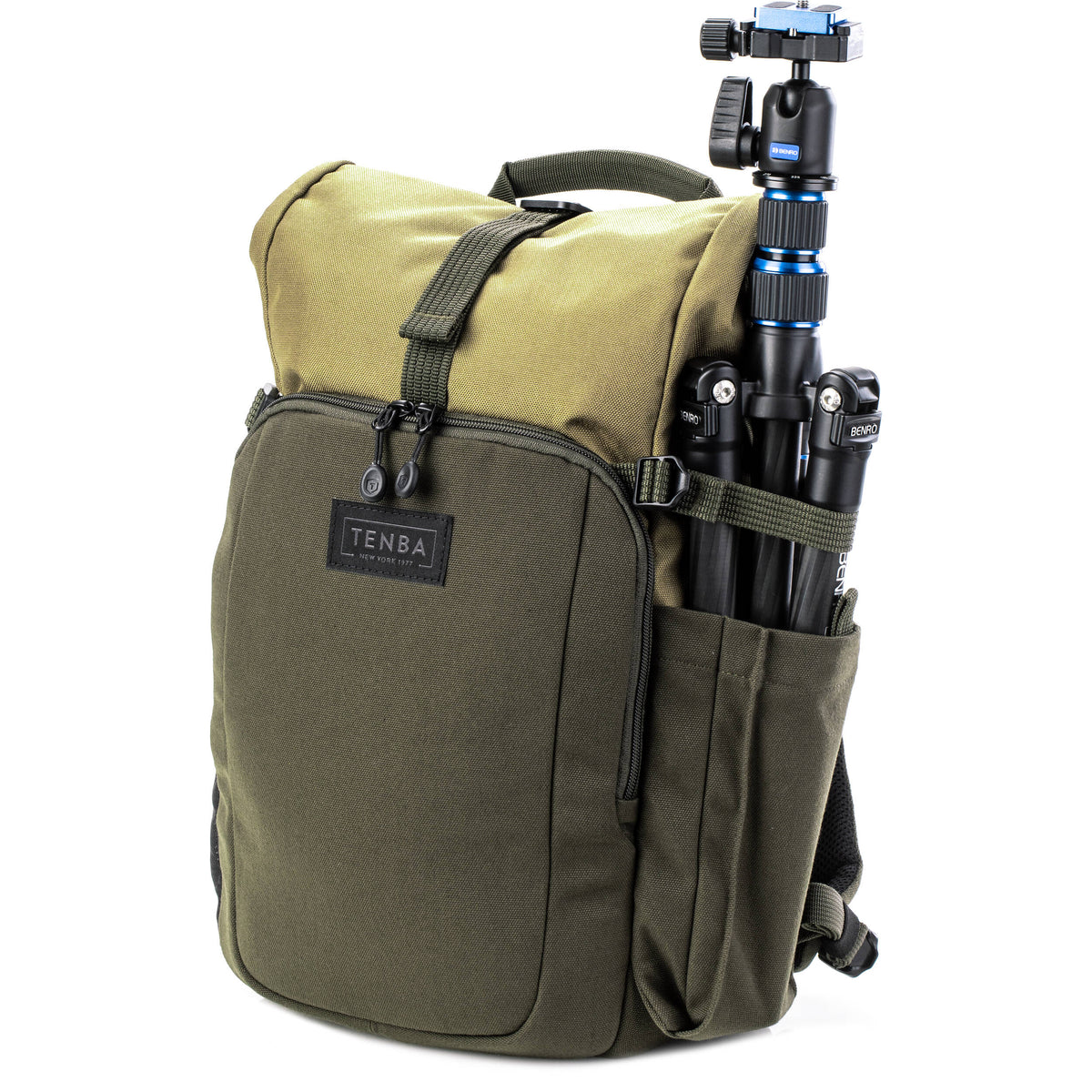 Mochila Tenba Fulton v2 10L Photo (Arena/Verde Oliva) - en uso