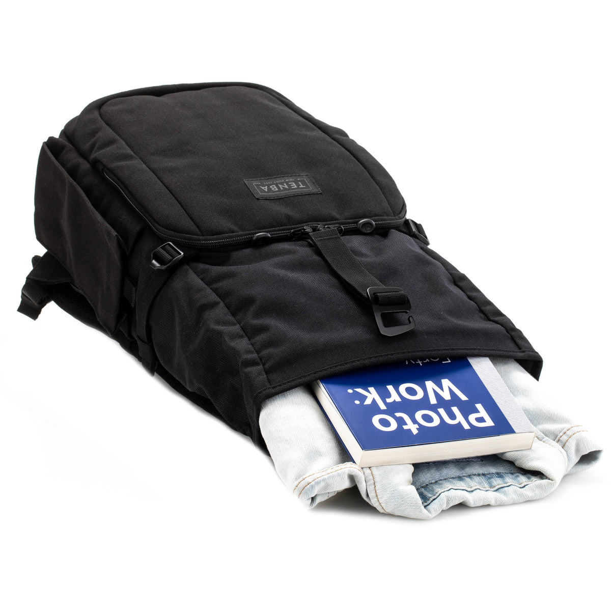 Mochila Tenba Fulton v2 10L Photo (Negro) - en uso